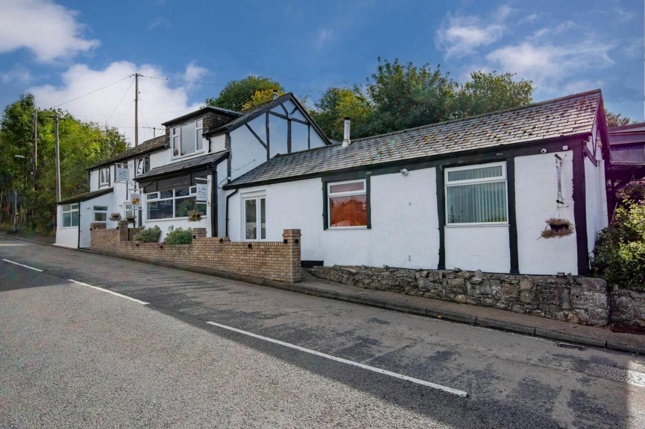 Апартаменты Welsh Row House Llandegla Экстерьер фото