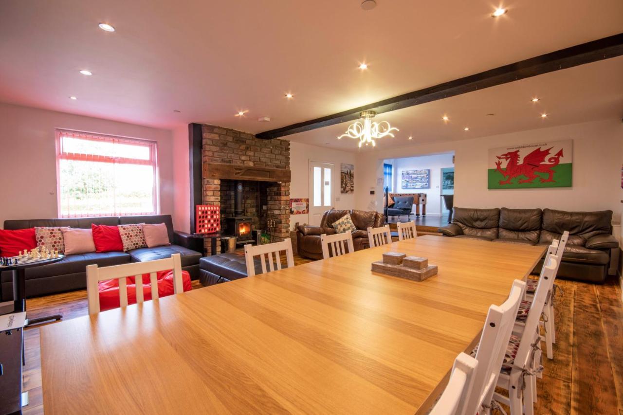 Апартаменты Welsh Row House Llandegla Экстерьер фото